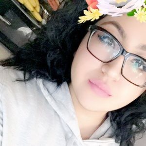 Meet your Posher, Jenni